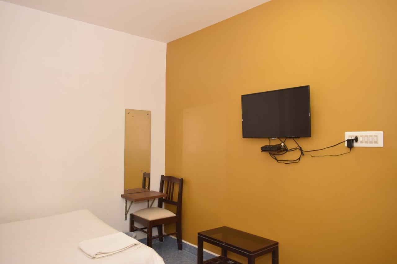 Prakash Residence Pondicherry Esterno foto